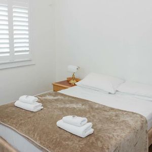Zimmer mit Queensize-Bett